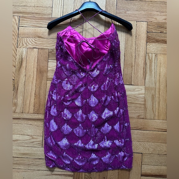 Aidan Mattox Sequin Dress Size 6 - Picture 3 of 5